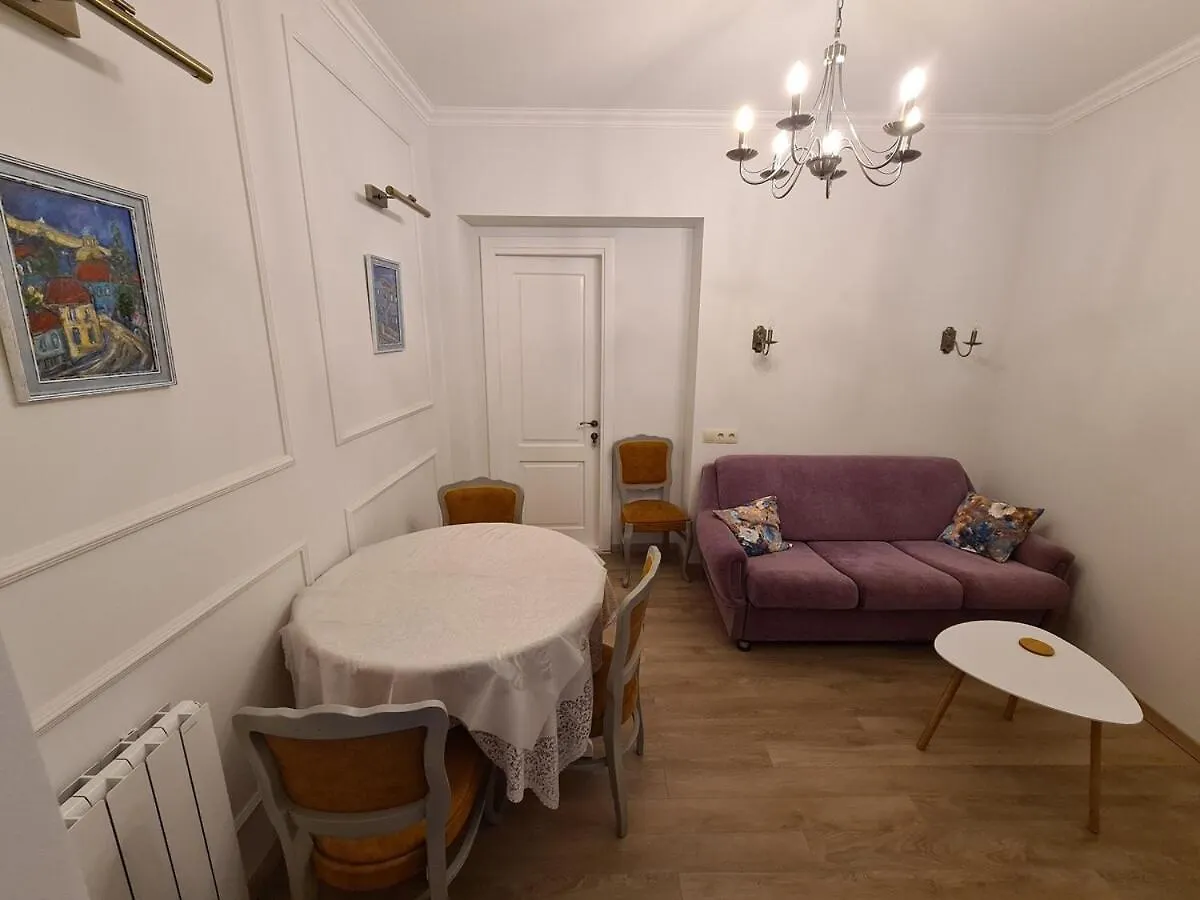 Lovely Apartment In The Heart Of Old ティビリシ