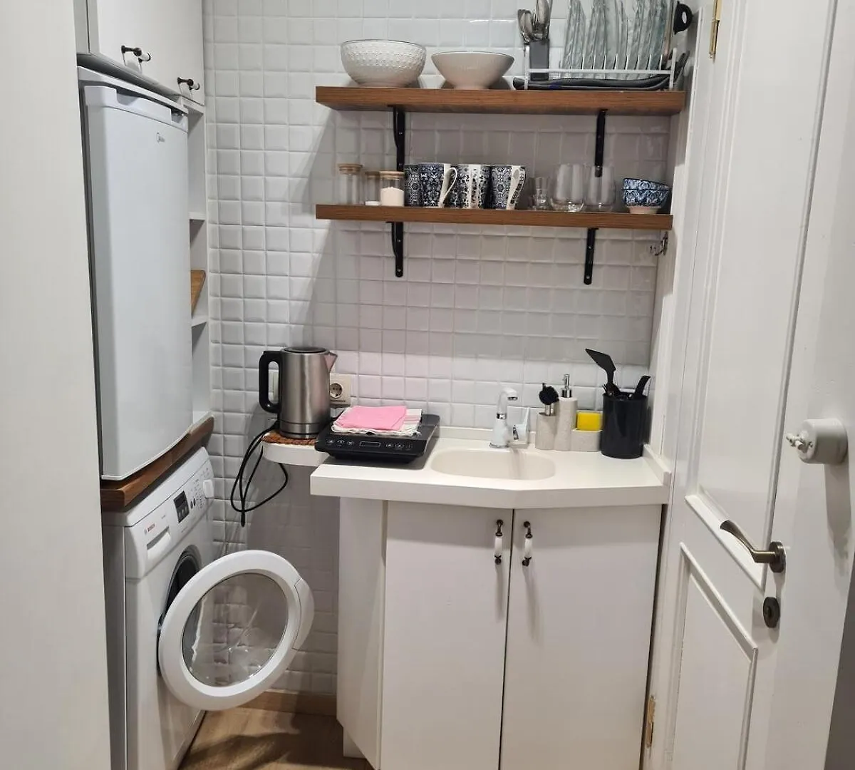 Lovely Apartment In The Heart Of Old ティビリシ